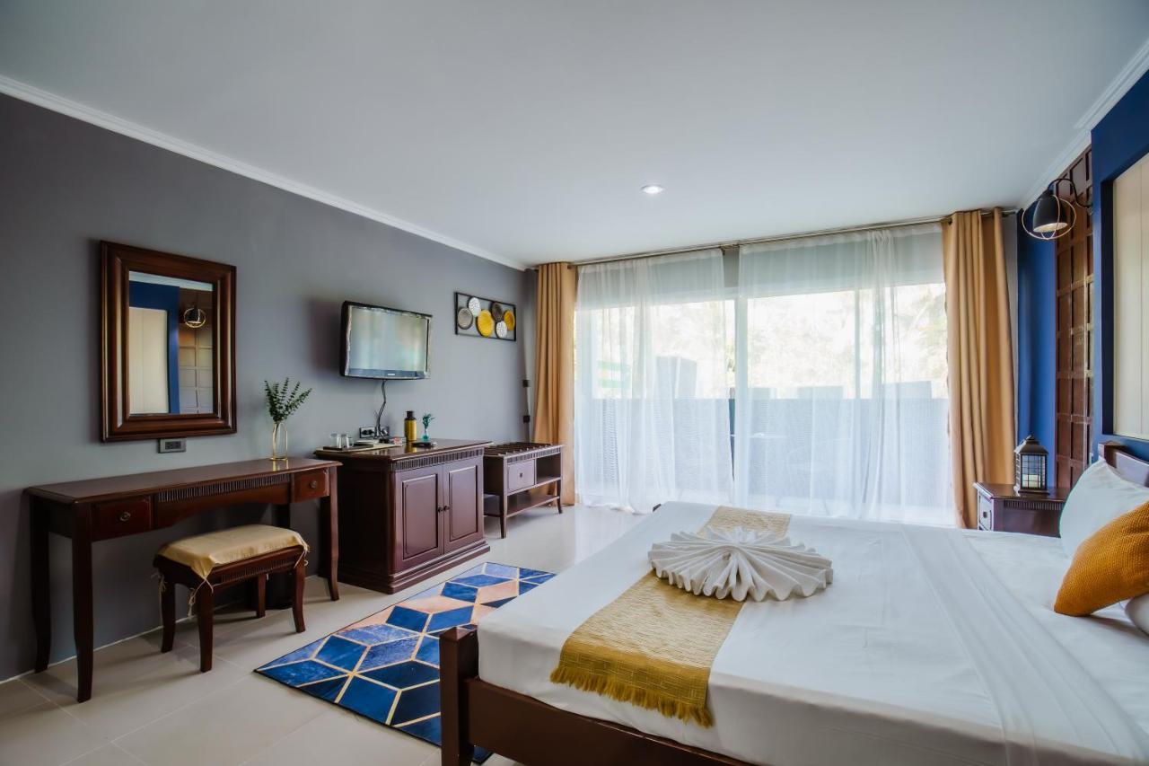 Time Out Hotel Patong 外观 照片