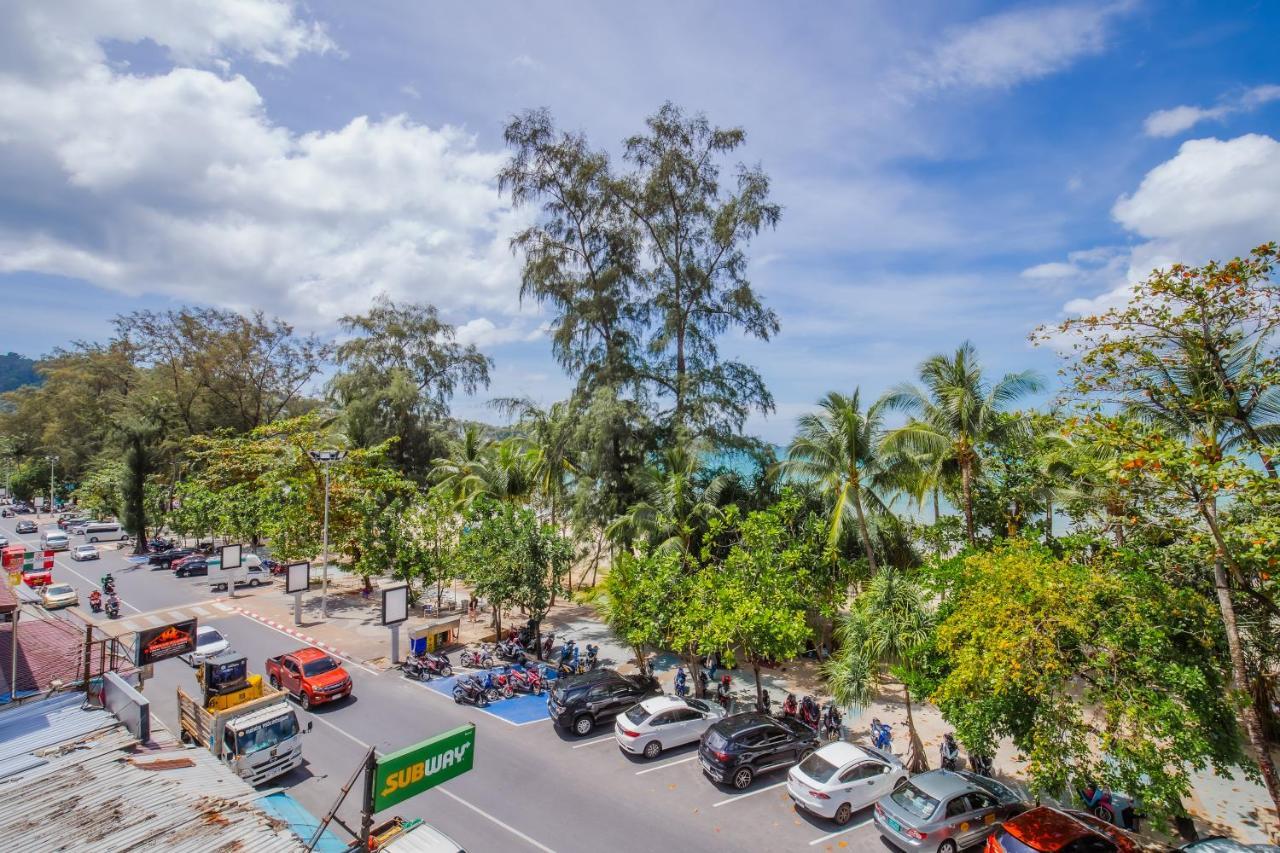 Time Out Hotel Patong 外观 照片