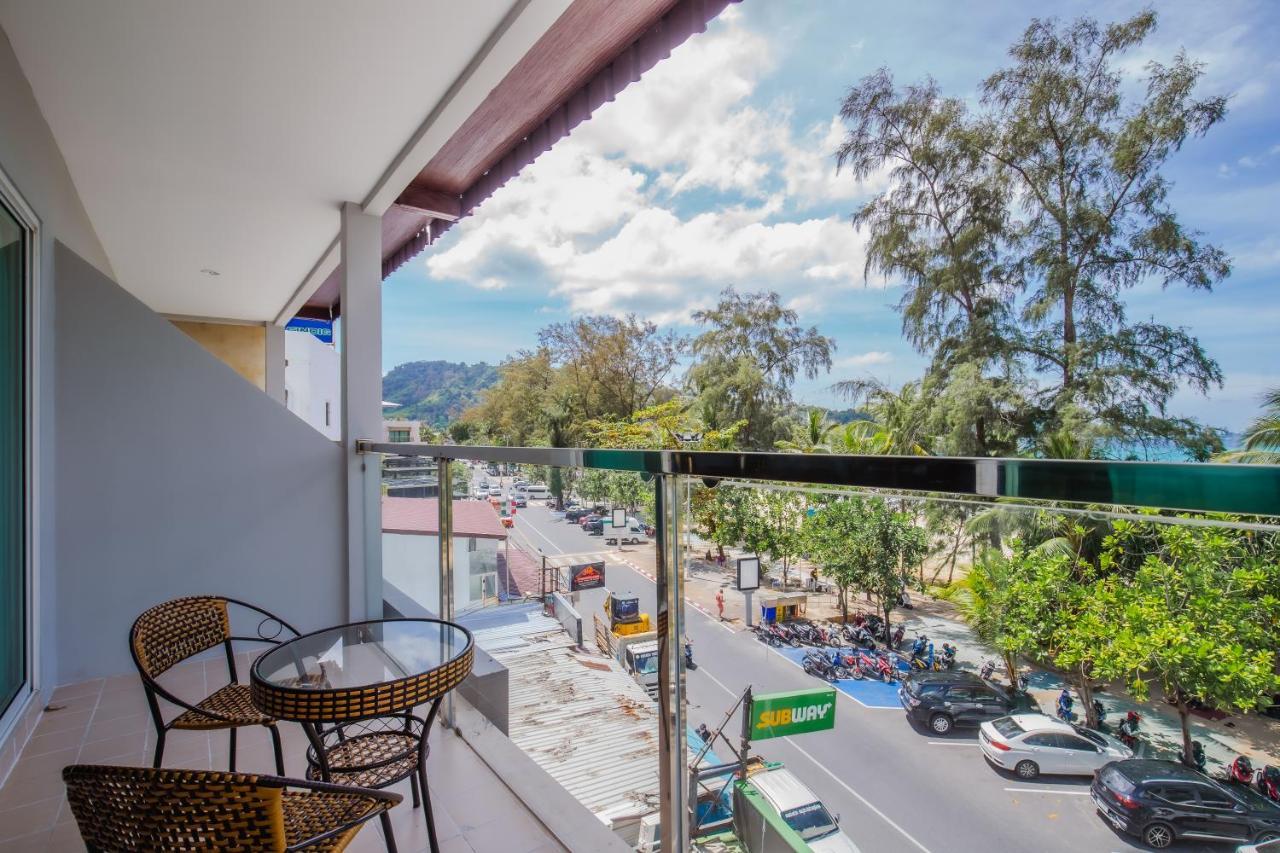 Time Out Hotel Patong 外观 照片