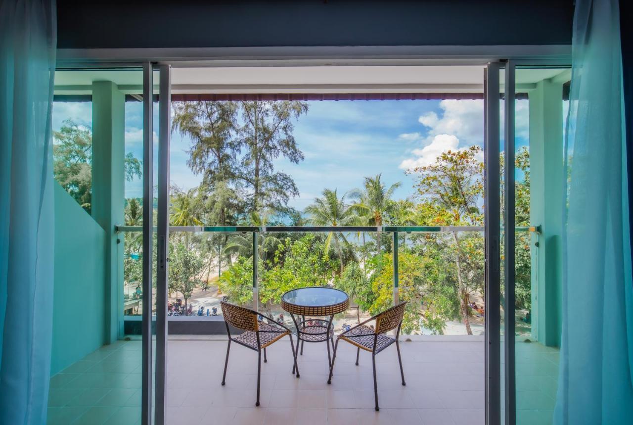 Time Out Hotel Patong 外观 照片